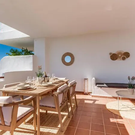 Beautiful Casita Near Lunymar Golf Course With Stunning Views Lägenhet