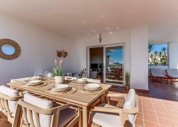 Beautiful Casita Near Lunymar Golf Course With Stunning Views Apartamento *