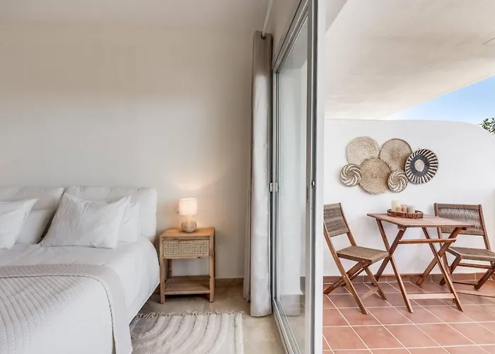 Beautiful Casita Near Lunymar Golf Course With Stunning Views Apartamento *