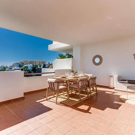 Lejlighed Beautiful Casita Near Lunymar Golf Course With Stunning Views Estepona