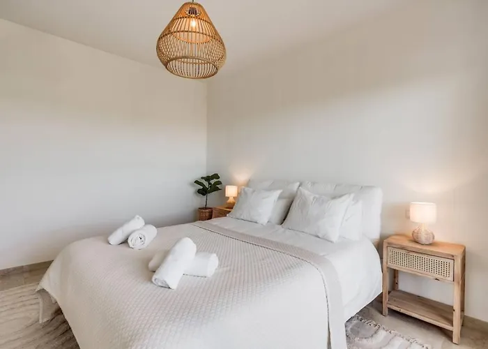 Apartment Beautiful Casita Near Lunymar Golf Course With Stunning Views *