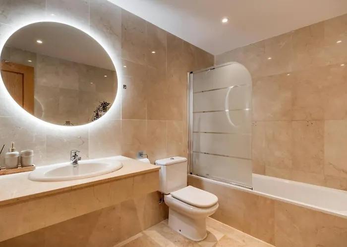 Beautiful Casita Near Lunymar Golf Course With Stunning Views Estepona